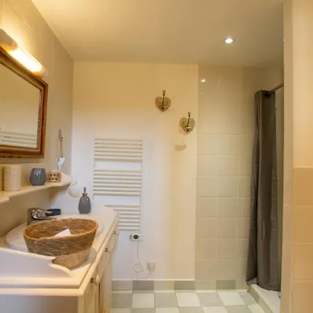 Holiday home Auralite - Le Triangle D'emeraude Bertric-Buree