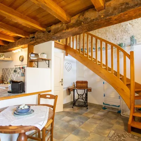 Auralite - Le Triangle D'emeraude * Bertric-Burée