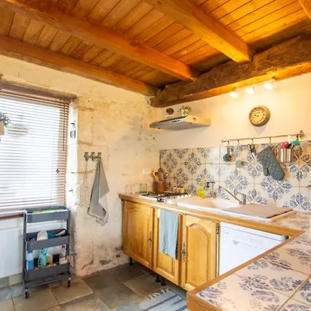 Holiday home Auralite - Le Triangle D'emeraude *