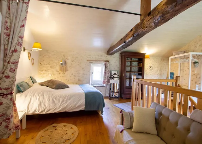 Vakantiehuis Auralite - Le Triangle D'emeraude Bertric-Burée